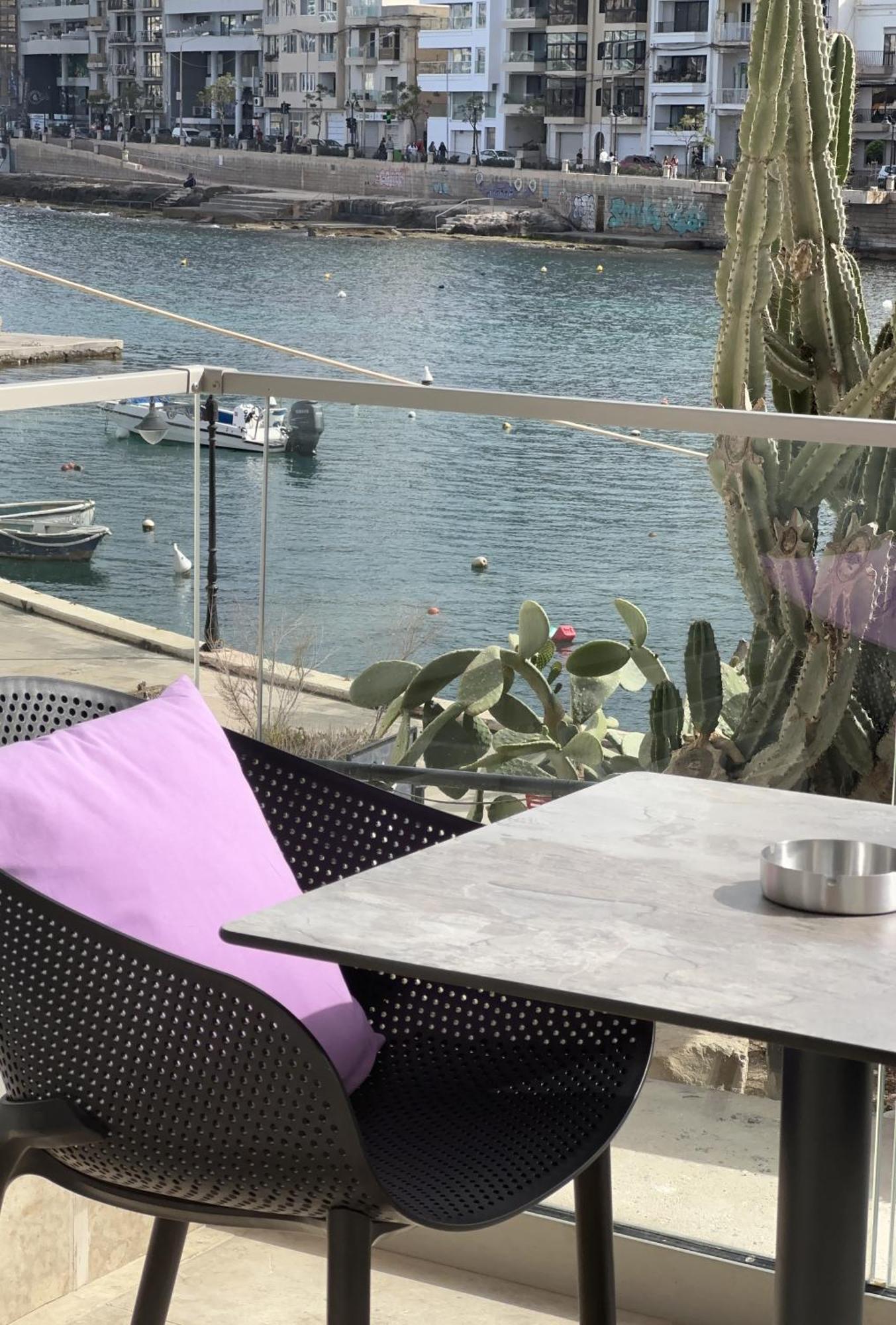 Seafront, Lovely Modern Studio. San Giuliano Esterno foto